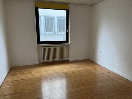 Zimmer, EG - Mehrfamilienhaus in 27568 Bremerhaven mit 302m² kaufen