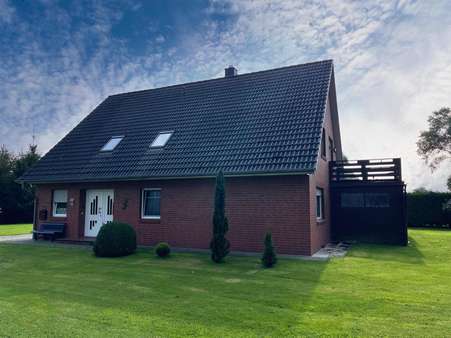 Nord-/Straßenansicht - Einfamilienhaus in 21762 Otterndorf mit 185m² kaufen