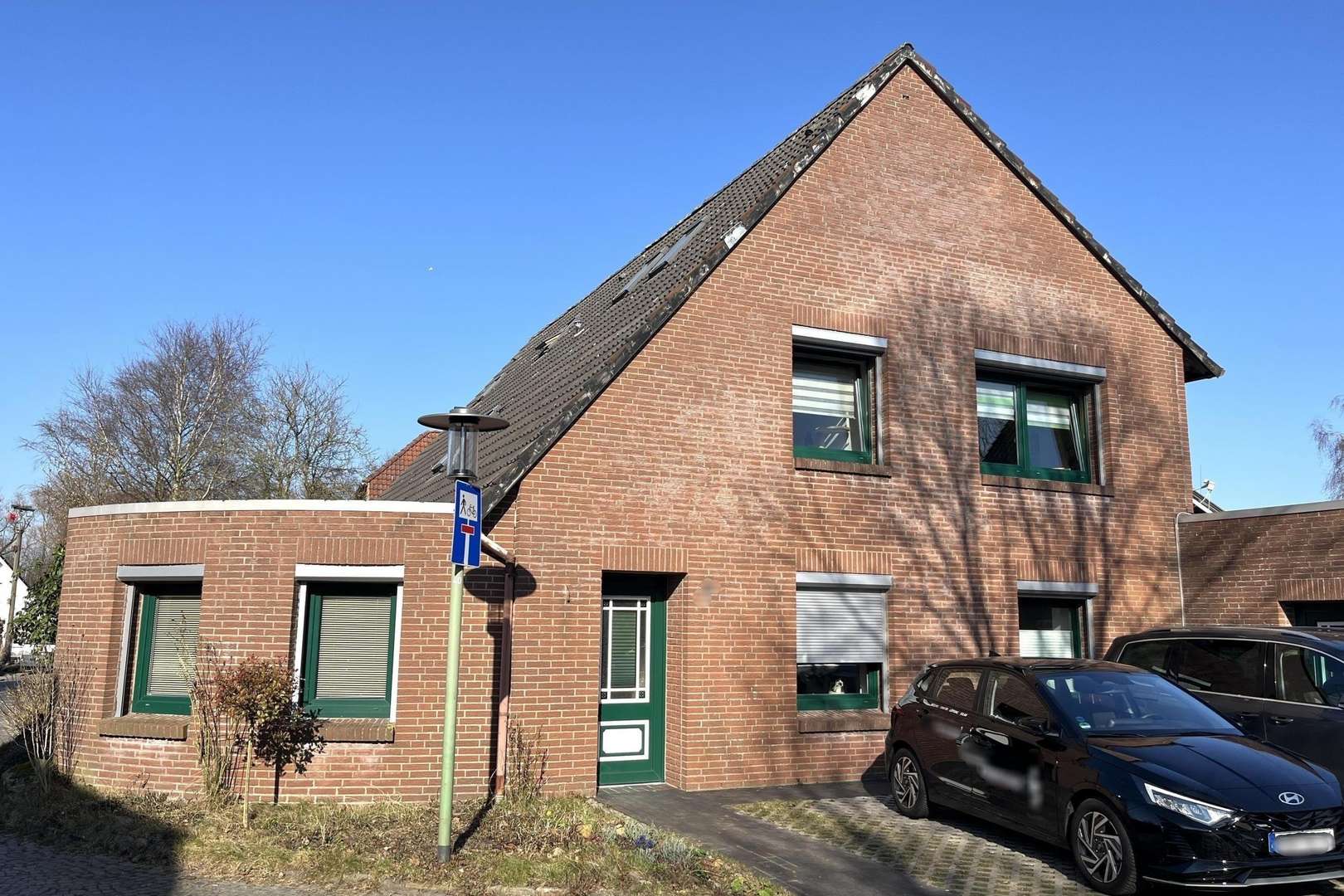 Hausansicht Hausansicht - Zweifamilienhaus in 27580 Bremerhaven mit 228m² kaufen