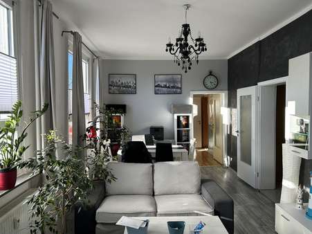 Wohnzimmer Ansicht 3 - Etagenwohnung in 27568 Bremerhaven mit 97m² kaufen