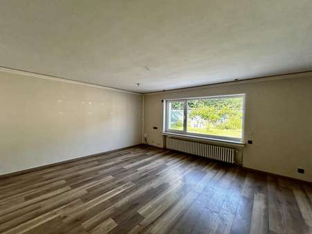 Wohnzimmer Wohnzimmer - Bungalow in 40595 Düsseldorf mit 123m² kaufen
