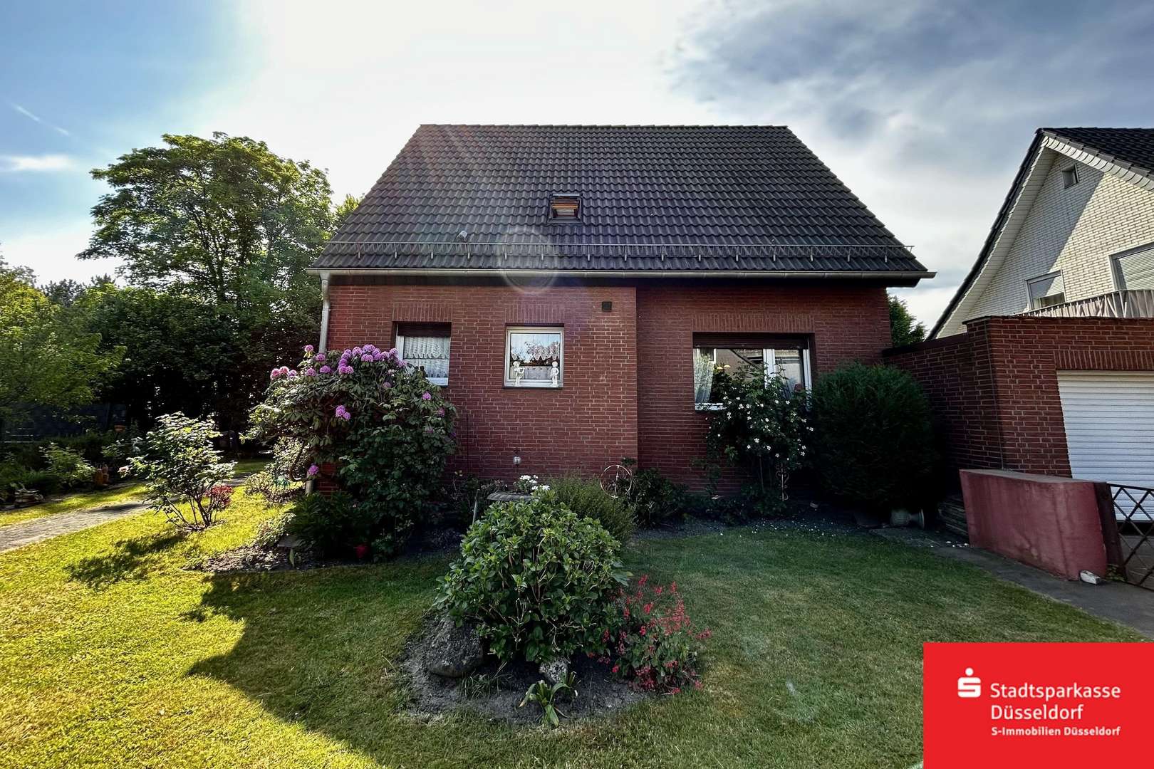 Außenansicht - Einfamilienhaus in 40880 Ratingen mit 120m² kaufen