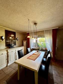 Esszimmer - Einfamilienhaus in 40880 Ratingen mit 120m² kaufen