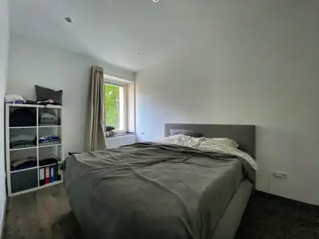 Wohnen im Altbau am Medienhafen mit Rhein-Nähe
