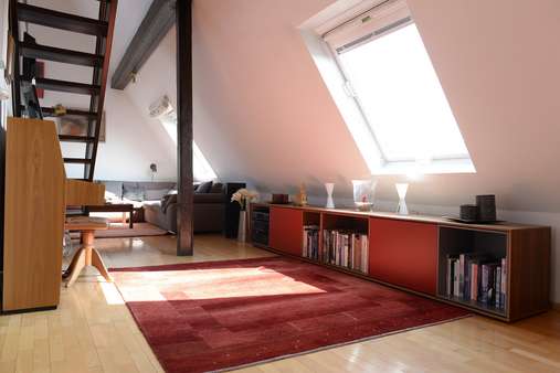 Wohnbereich DG Wohnbereich DG - Maisonette-Wohnung in 40239 Düsseldorf mit 134m² kaufen