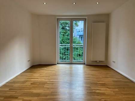 Wohnzimmer Wohnzimmer - Etagenwohnung in 40235 Düsseldorf mit 60m² kaufen
