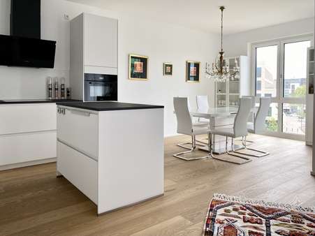 Wohnküche Wohnküche - Etagenwohnung in 40476 Düsseldorf mit 129m² kaufen