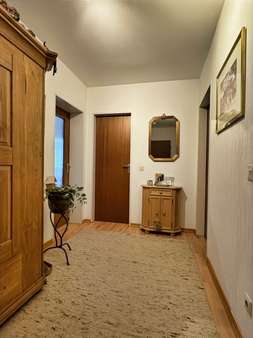 Flur Flur - Etagenwohnung in 40219 Düsseldorf mit 63m² kaufen