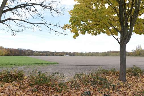 Umgebung Umgebung - Grundstück in 40885 Ratingen mit 450m² kaufen