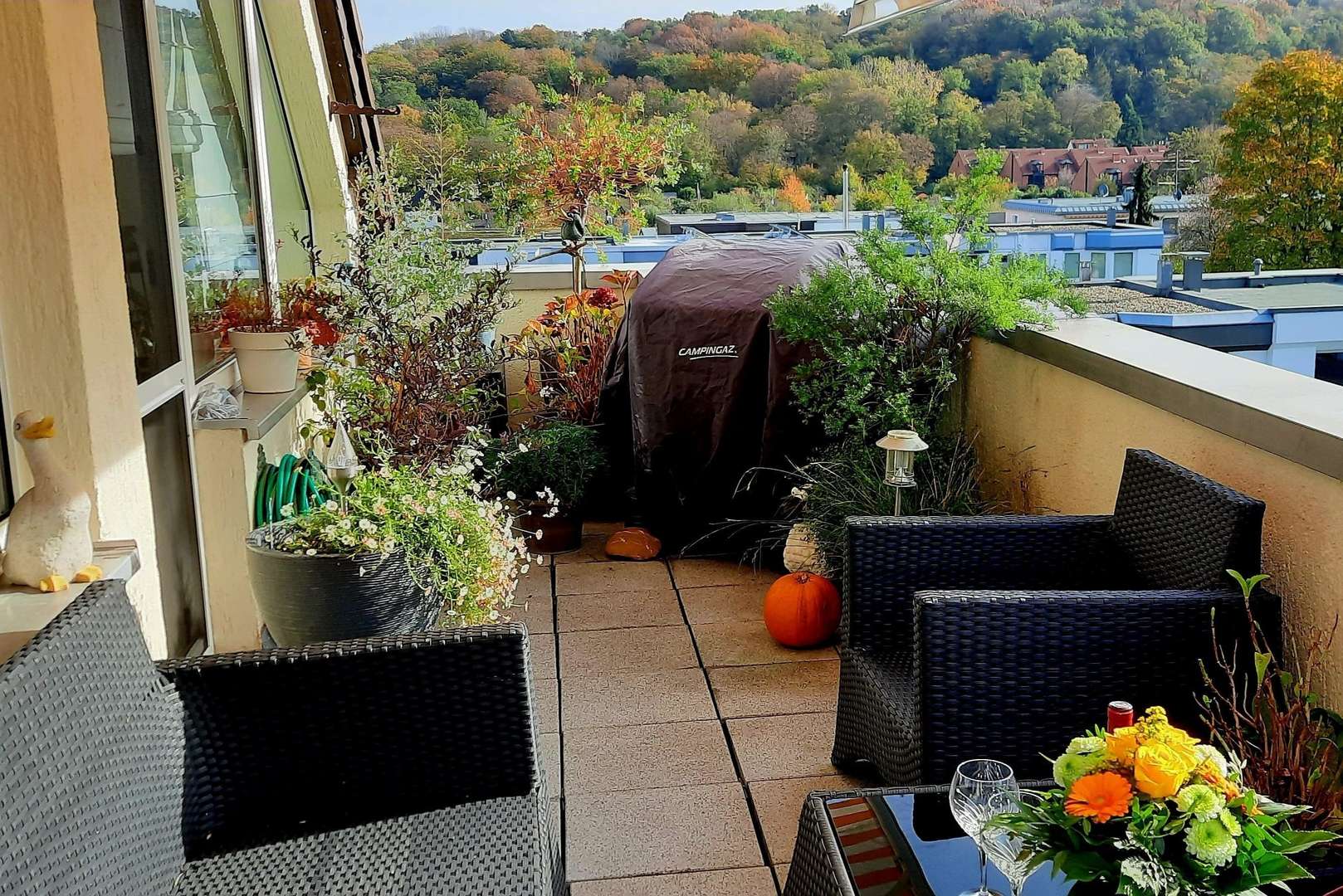 Dachterrasse - Maisonette-Wohnung in 40625 Düsseldorf mit 107m² günstig kaufen