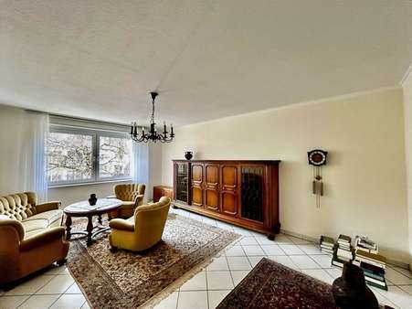 Wohnzimmer Wohnzimmer - Etagenwohnung in 40235 Düsseldorf mit 66m² kaufen