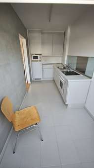 Moderne Küche - Dachgeschosswohnung in 40667 Meerbusch mit 46m² kaufen
