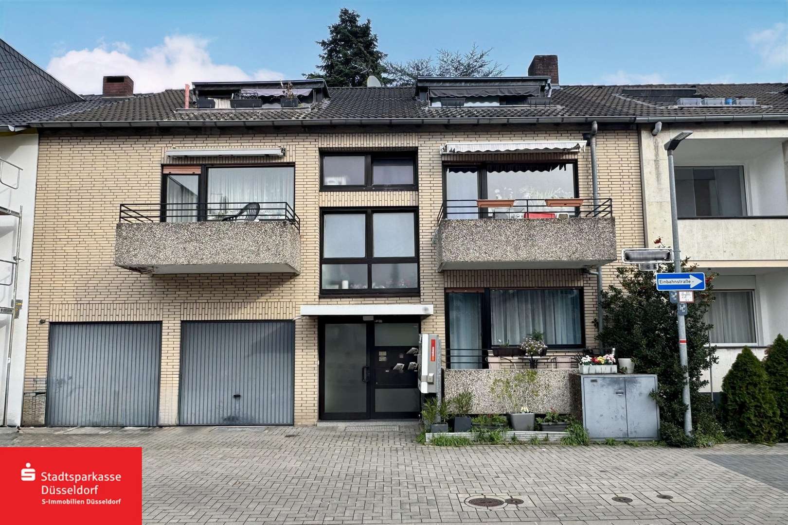 Hausansicht Hausansicht - Mehrfamilienhaus in 40231 Düsseldorf mit 260m² kaufen