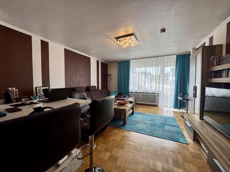 Wohnzimmer EG rechts Wohnzimmer EG rechts - Mehrfamilienhaus in 40231 Düsseldorf mit 260m² kaufen