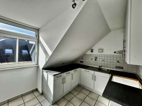 Küche - Dachgeschosswohnung in 40764 Langenfeld mit 62m² kaufen