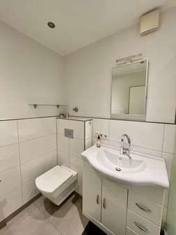 Badezimmer - Etagenwohnung in 40629 Düsseldorf mit 71m² kaufen