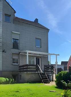 Rückansicht - Einfamilienhaus in 42781 Haan mit 150m² kaufen