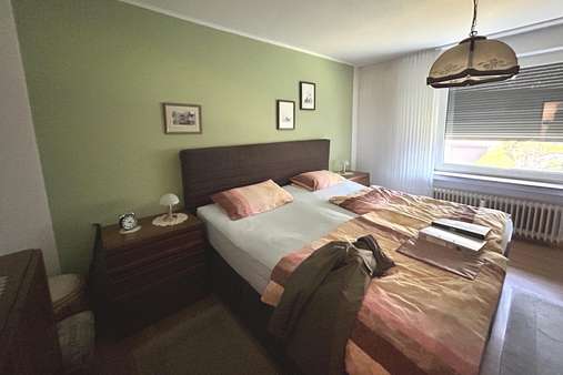 Schlafzimmer - Etagenwohnung in 42489 Wülfrath mit 78m² kaufen