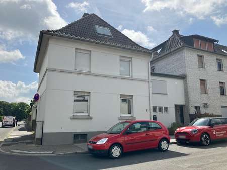 Frontansicht Frontansicht - Einfamilienhaus in 42549 Velbert mit 164m² kaufen