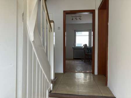 Diele Diele - Einfamilienhaus in 42549 Velbert mit 164m² kaufen