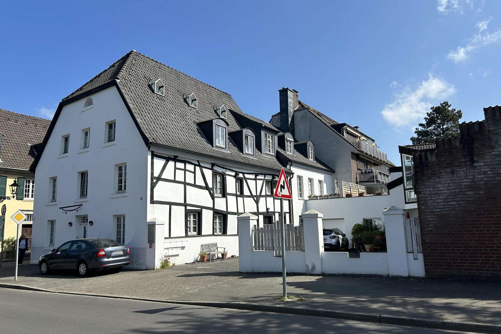 Hausansicht - Wohn- / Geschäftshaus in 40593 Düsseldorf mit 463m² als Kapitalanlage kaufen