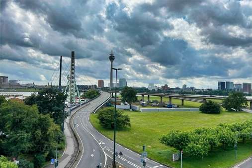 Ausblick vom Balkon - Etagenwohnung in 40547 Düsseldorf mit 120m² kaufen