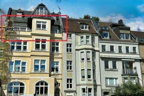 Hausansicht - Etagenwohnung in 40547 Düsseldorf mit 120m² kaufen
