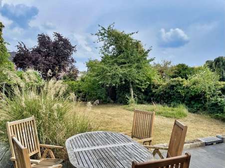 Blick von der Terrasse - Doppelhaushälfte in 40764 Langenfeld mit 130m² kaufen