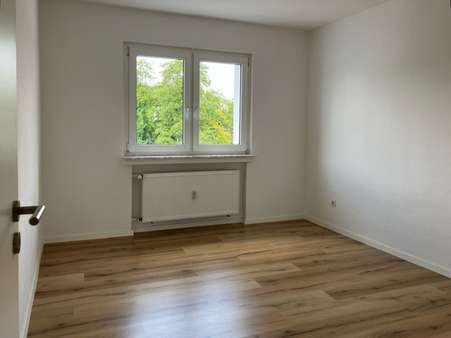 Schlafzimmer - Etagenwohnung in 40699 Erkrath mit 44m² kaufen