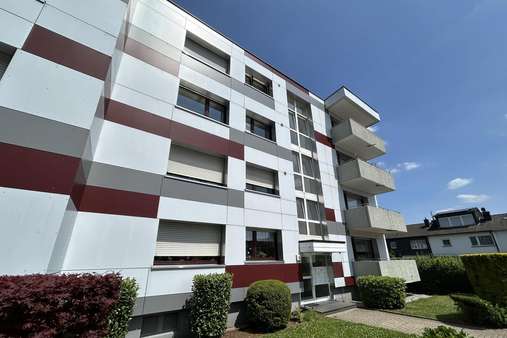 Hausansicht Hausansicht - Etagenwohnung in 42489 Wülfrath mit 98m² kaufen