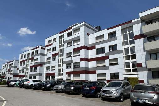Hausansicht Hausansicht - Etagenwohnung in 42489 Wülfrath mit 98m² kaufen