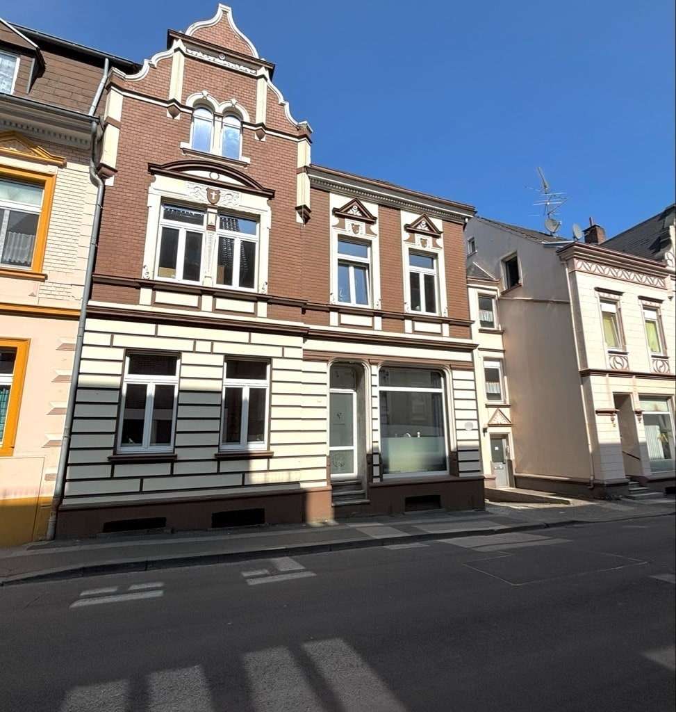 Hausansicht - Einfamilienhaus in 42719 Solingen mit 204m² kaufen