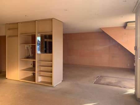 Wohnzimmer visualisiert - Maisonette-Wohnung in 42781 Haan mit 166m² kaufen