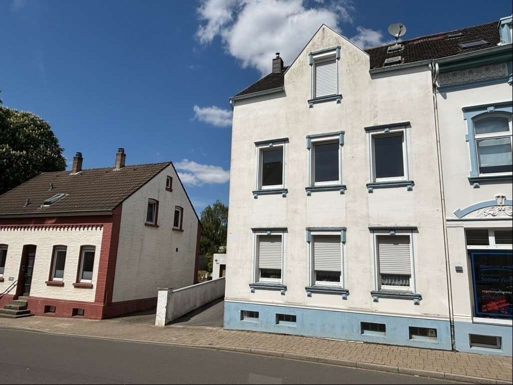 Hausansicht - Mehrfamilienhaus in 42781 Haan mit 201m² kaufen