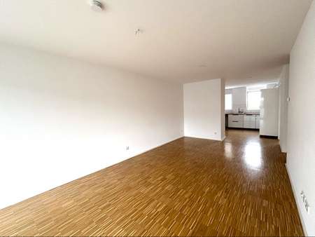 Wohnzimmer Wohnzimmer - Etagenwohnung in 42697 Solingen mit 77m² kaufen