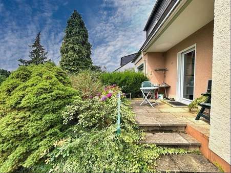diskrete Terrasse diskrete Terrasse - Einfamilienhaus in 42329 Wuppertal mit 119m² kaufen