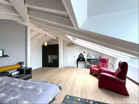 Schlafzimmer - Einfamilienhaus in 42781 Haan mit 250m² kaufen