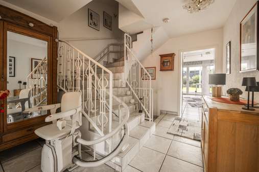Flur Blick zum Wohnzimmer Flur Blick zum Wohnzimmer - Doppelhaushälfte in 41352 Korschenbroich mit 140m² kaufen