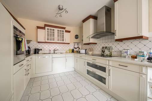Küche Küche - Doppelhaushälfte in 41352 Korschenbroich mit 140m² kaufen