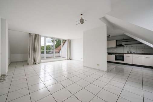 Tolle Aufteilung - Dachgeschosswohnung in 41468 Neuss mit 95m² kaufen