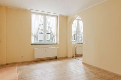 Anbau Anbau - Wohn- / Geschäftshaus in 41460 Neuss mit 565m² als Kapitalanlage kaufen