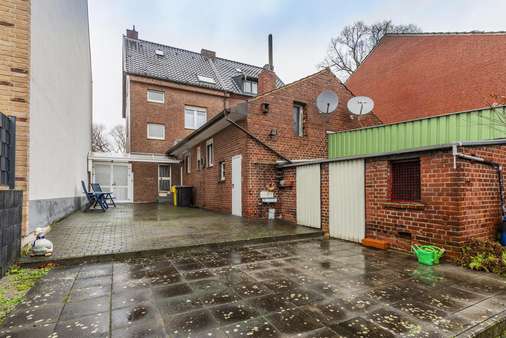 Hausrückseite - Doppelhaushälfte in 41515 Grevenbroich mit 136m² kaufen