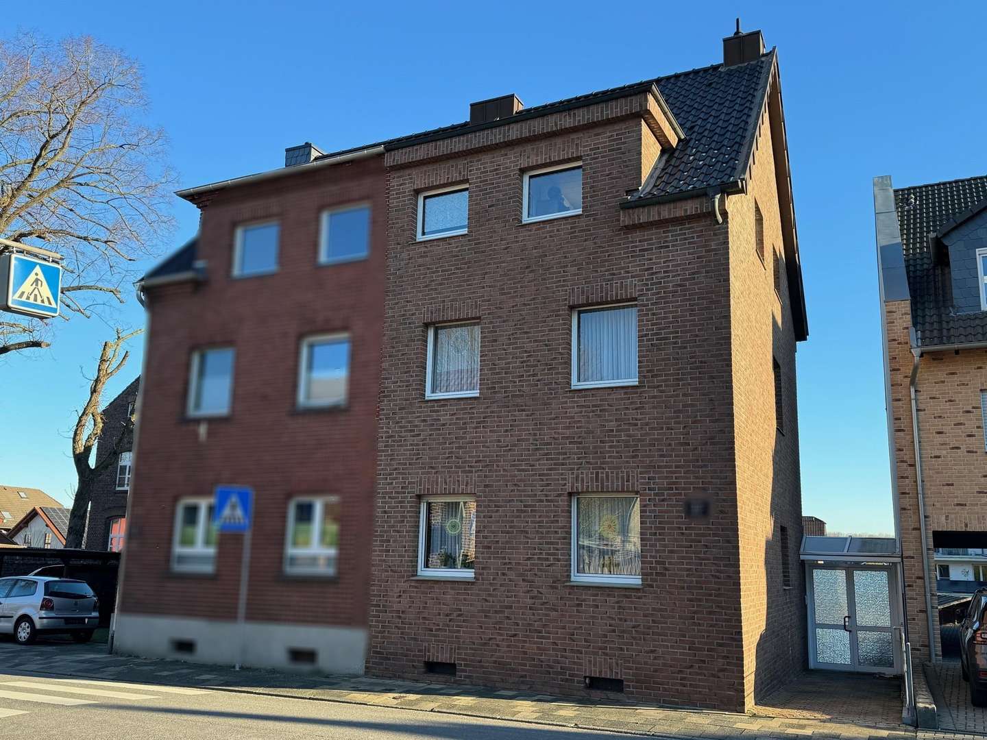 Herzlich Willkommen! - Doppelhaushälfte in 41515 Grevenbroich mit 136m² kaufen