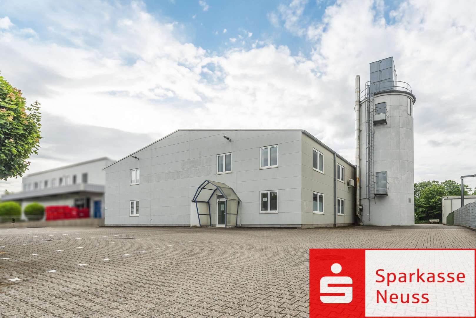 Titelbild - Lager in 41363 Jüchen mit 1700m² kaufen