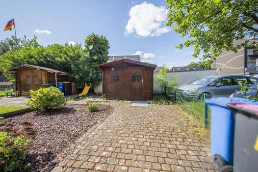 Vorgarten Vorgarten - Reiheneckhaus in 41469 Neuss mit 173m² kaufen