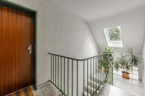 Treppenhaus Treppenhaus - Maisonette-Wohnung in 41516 Grevenbroich mit 70m² kaufen