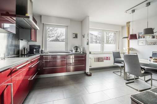 Blick in die Küche - Mehrfamilienhaus in 41066 Mönchengladbach mit 297m² kaufen