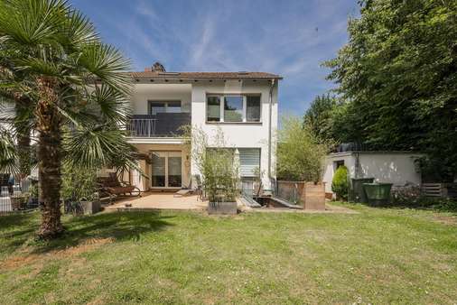 Hausrückseite Hausrückseite - Zweifamilienhaus in 41540 Dormagen mit 98m² kaufen