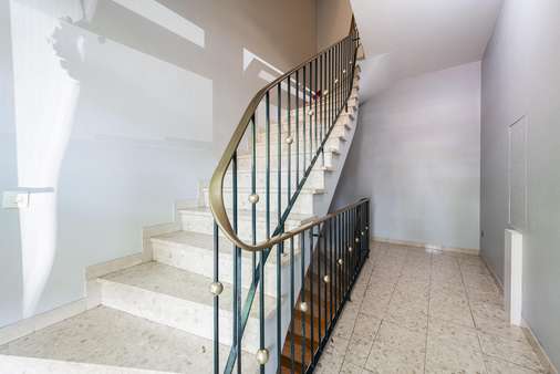 Hausflur - Mehrfamilienhaus in 41516 Grevenbroich mit 215m² kaufen