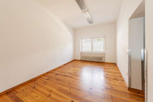 weiterer Raum - Mehrfamilienhaus in 41516 Grevenbroich mit 215m² kaufen
